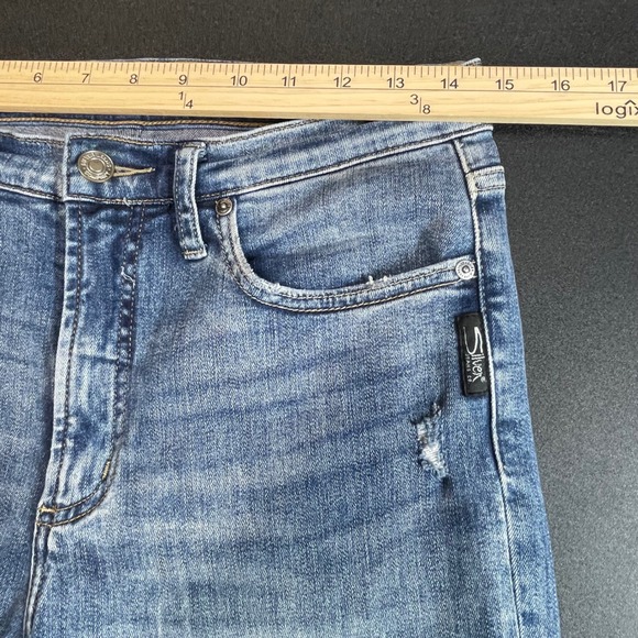 Silver Jeans Co Calley Skinny Crop Jeans Womens Size 29 Blue Distressed Raw Hem - Picture 9 of 12